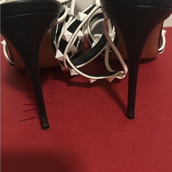Valentino rockstuds - Picture 3 of 3